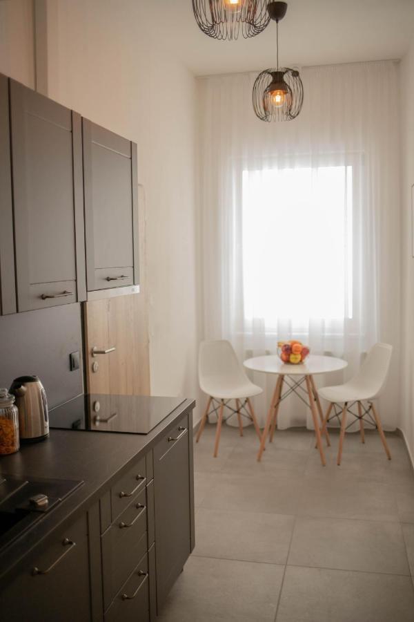 Rezidence Kbely - Free Parking Apartment Прага Екстериор снимка