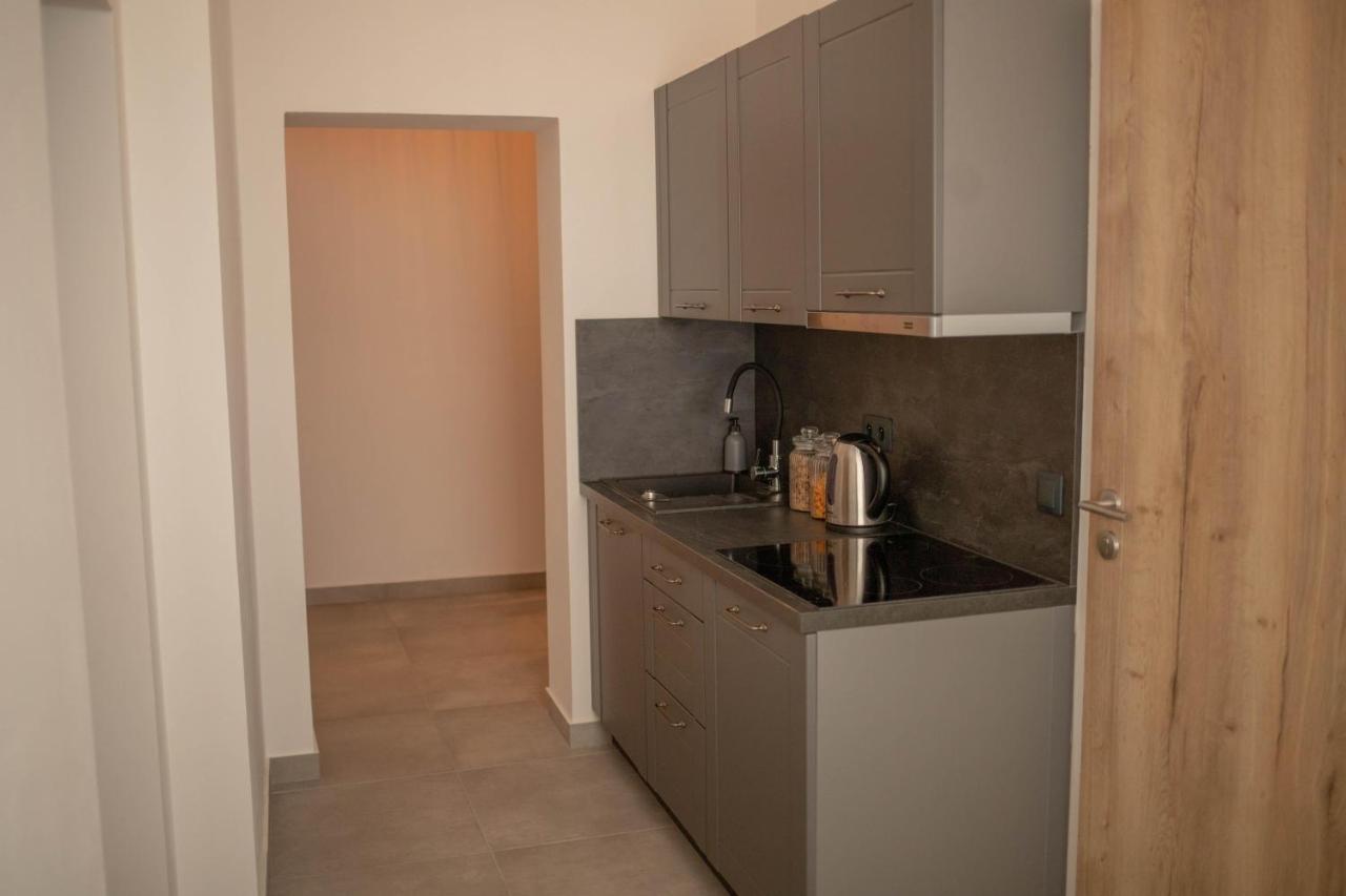 Rezidence Kbely - Free Parking Apartment Прага Екстериор снимка