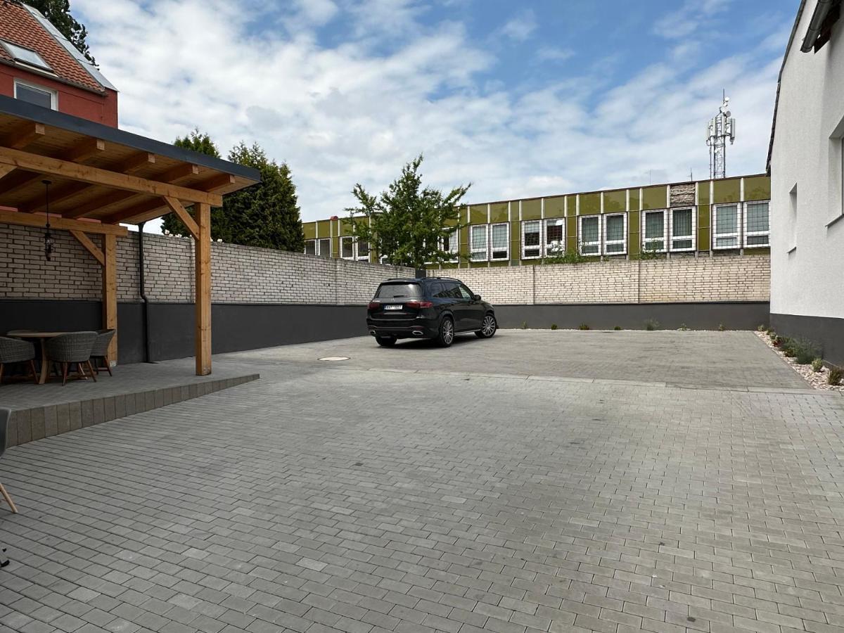 Rezidence Kbely - Free Parking Apartment Прага Екстериор снимка